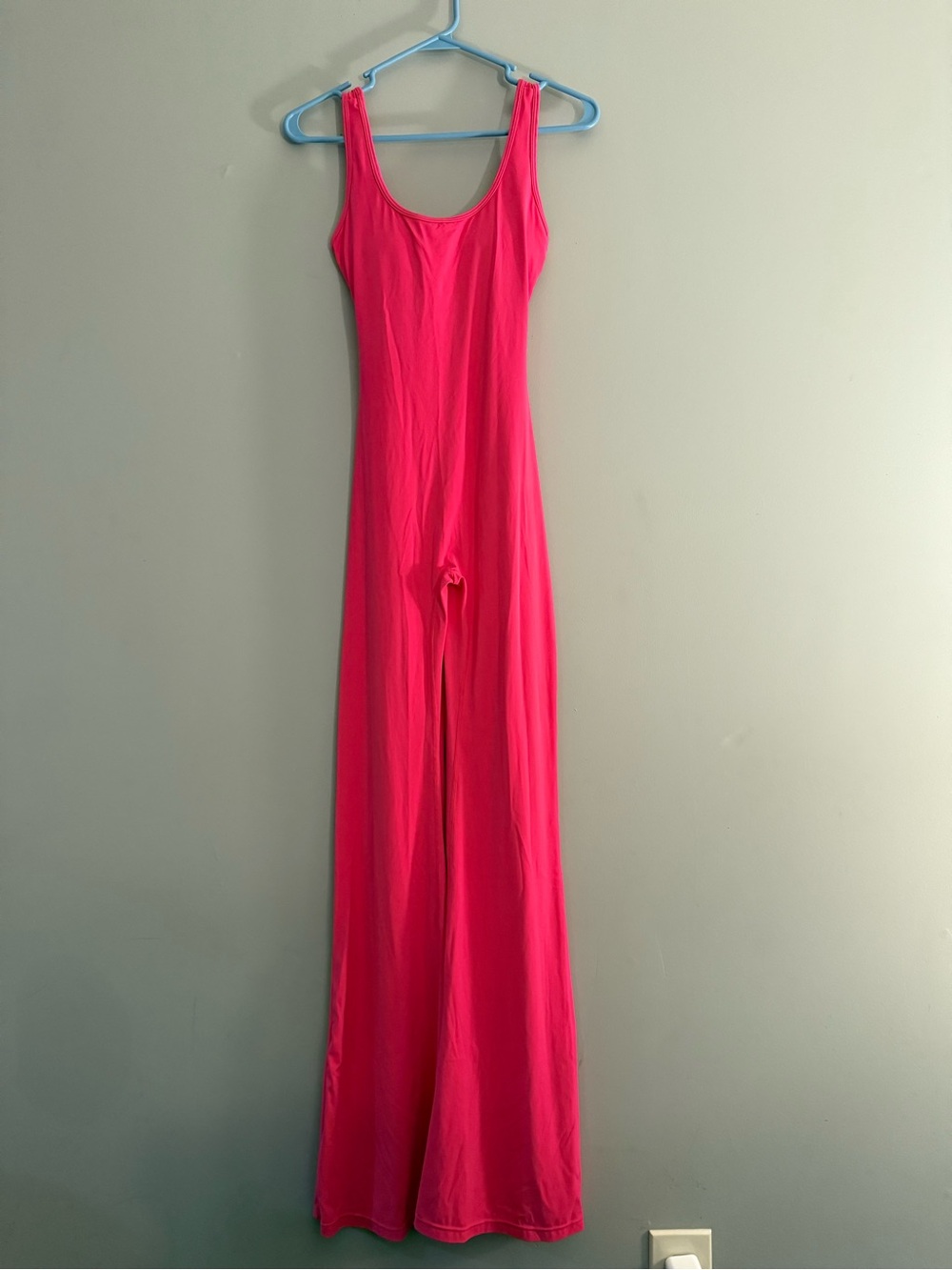 Vertvie Women Sleeveless Flare Jumpsuits
Sexy Backless